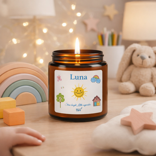 Size and scent options chart for the personalised kids candle